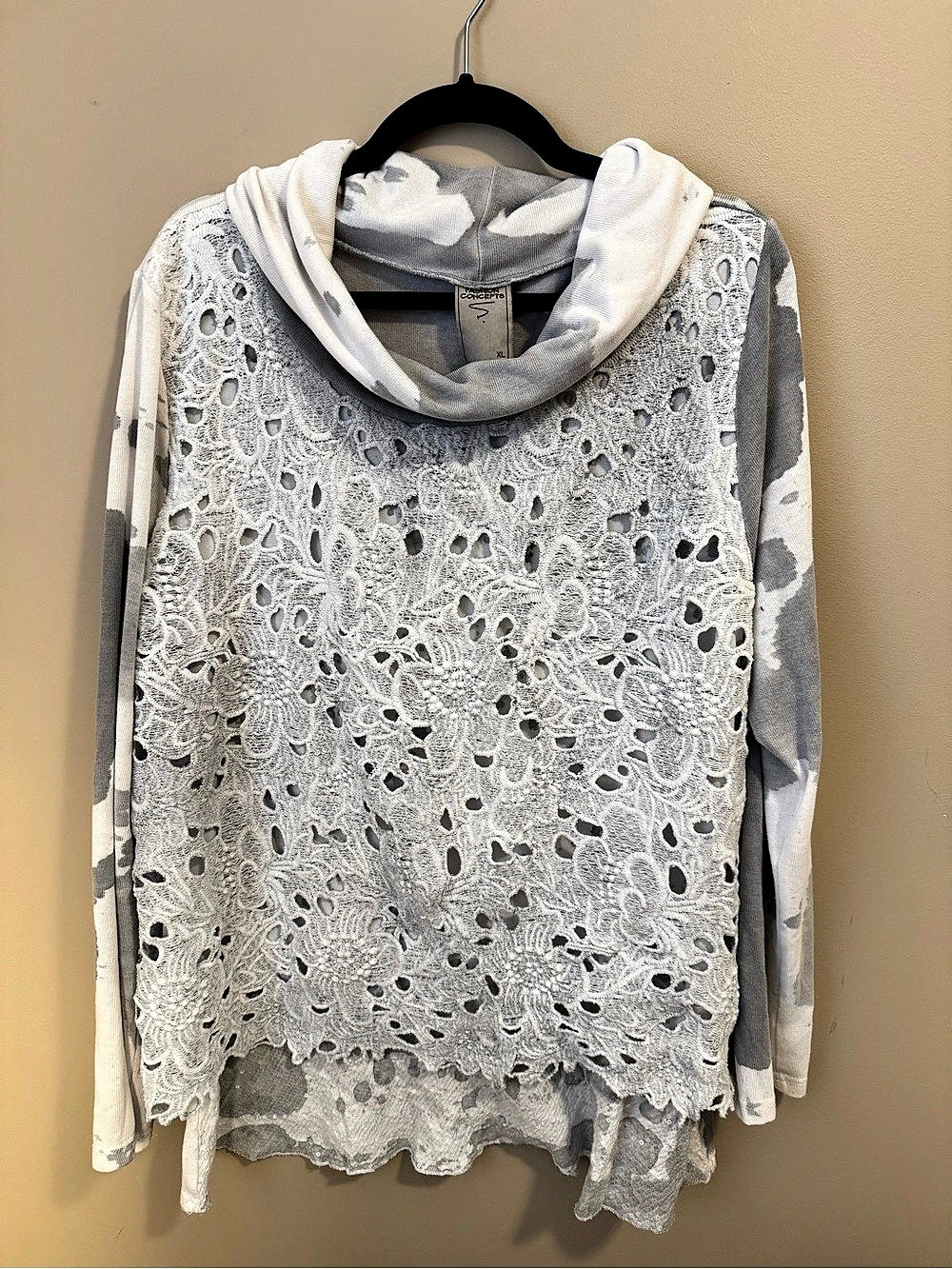 FASHION CONCEPTS Women's Boho Lace Overlay Cowl Neck Tunic Top Sequins XL Grey